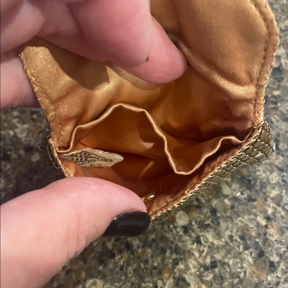 WHITING & DAVIS Vintage Gold Tone Metal Mesh Coin Purse - Picture 3 of 10